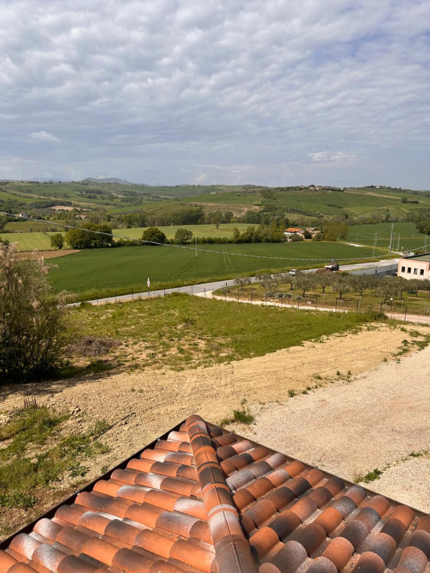 La Sosta Di Guido A Tavullia Exterior foto